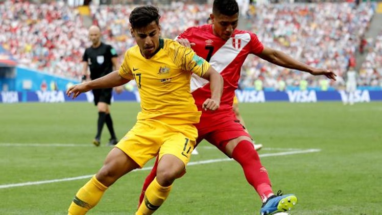 Локо Пловдив привлича перуански национал