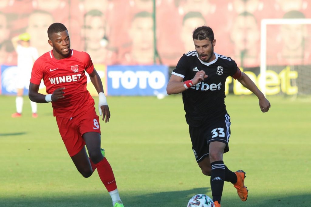 Галин Иванов ще играе за Славия през новия сезон