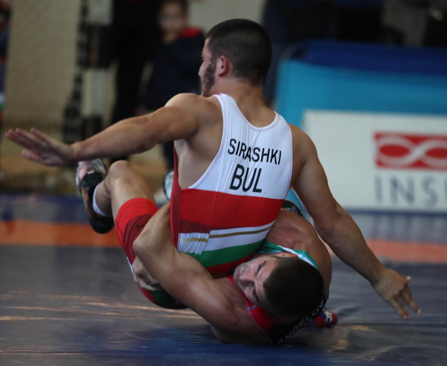 Иво Ангелов без загубена точка, шест борци от Враца на финал width=