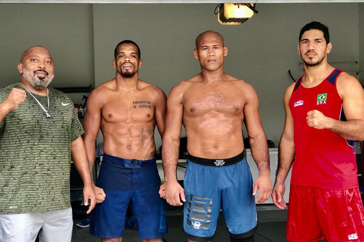 Тренировка под прикритие:  Когато гаражът ти се превърне в убежище заради COVID-19 width=