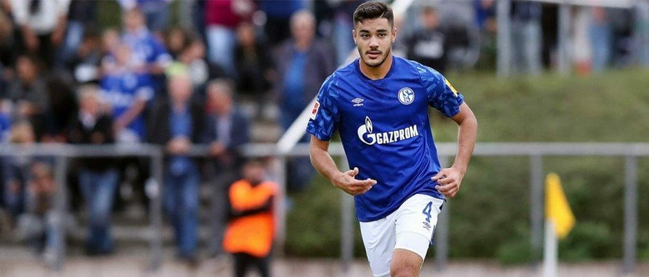 Ливърпул взима защитник на Шалке в последния момент