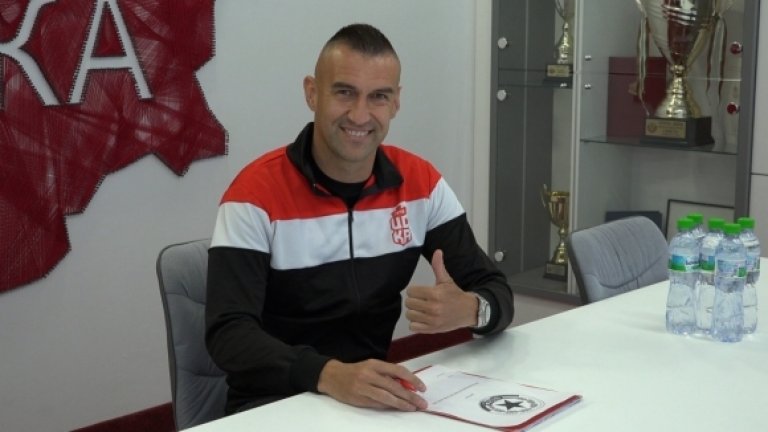 Официално: Камбуров е играч на ЦСКА 1948