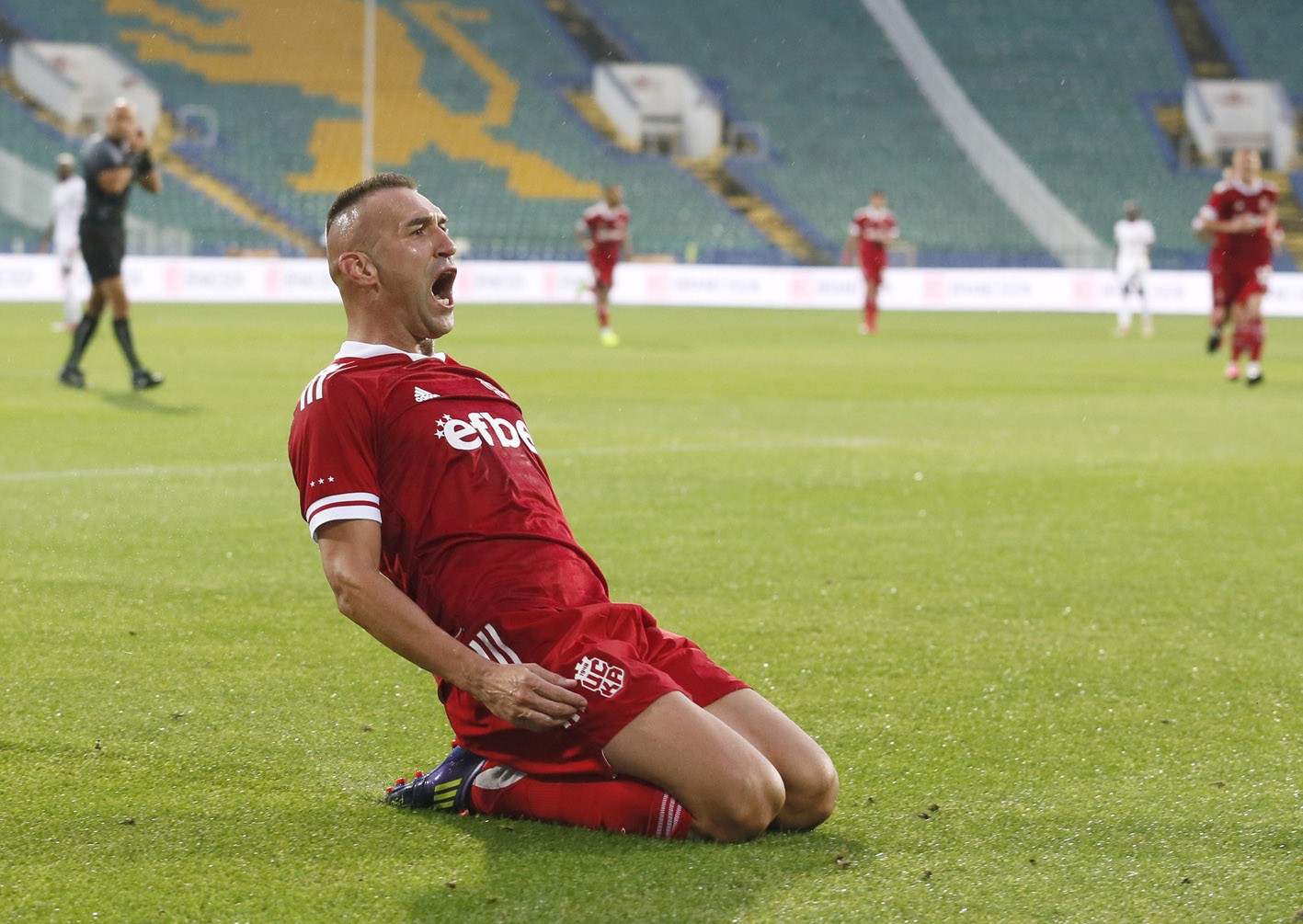 Камбуров: Постигаме перфектни резултати, не мисля да се отказвам width=