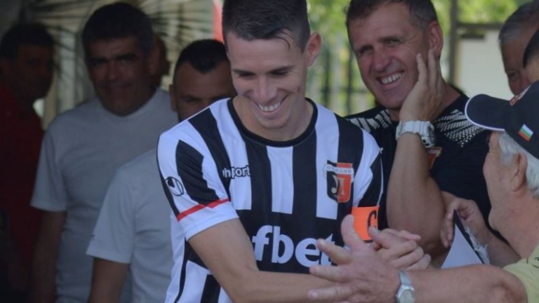 Турски клуб иска Карагарен width=