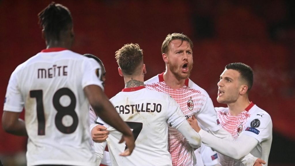 Кяер зашлеви Ман Юнайтед секунди преди края