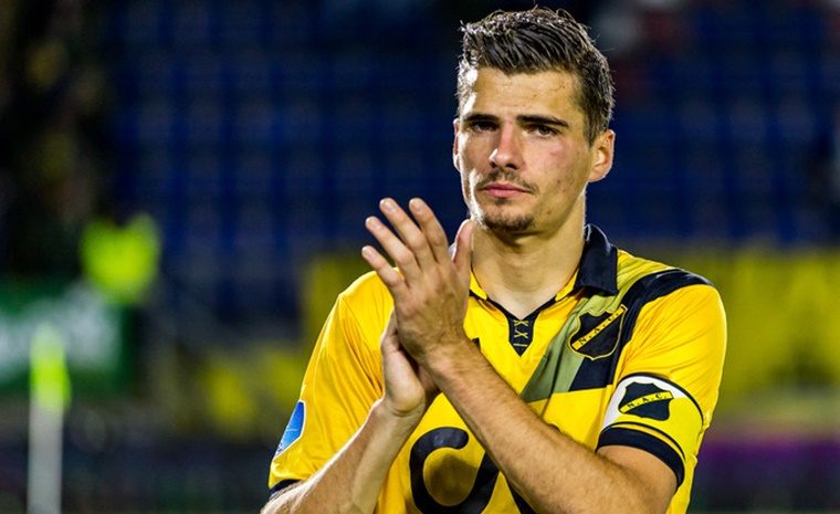 Кох не е последният, ЦСКА привлича и дефанзивен халф