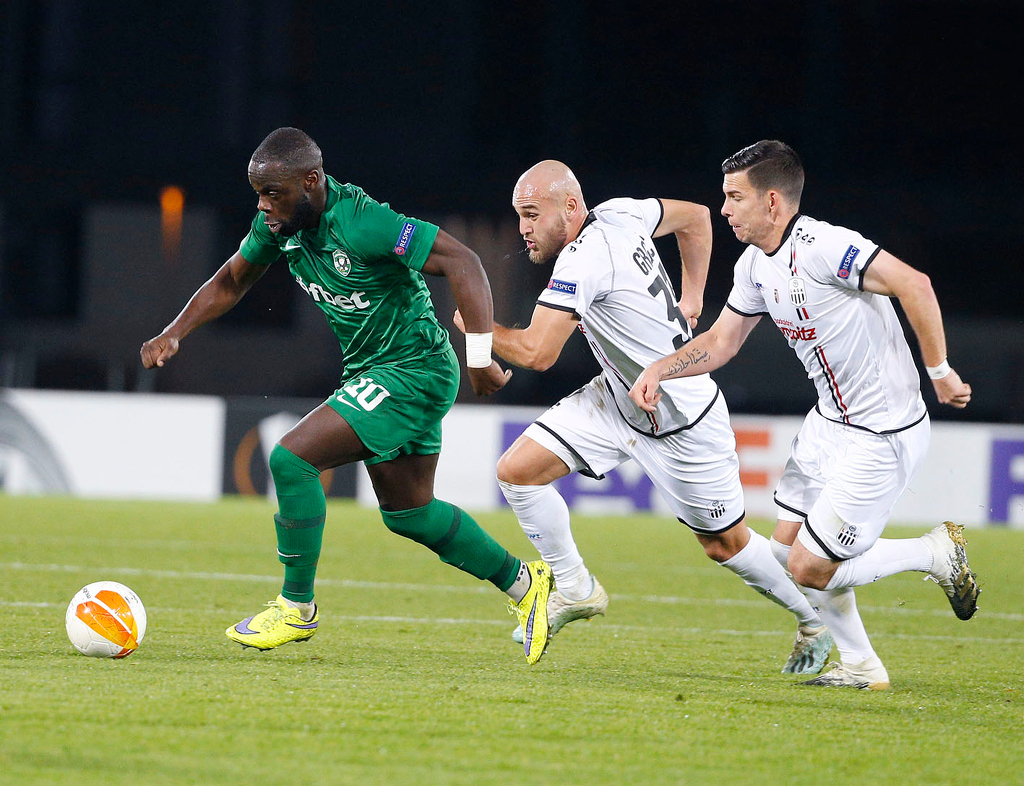 Хеттрик на Ману не стигна и за точка в Австрия