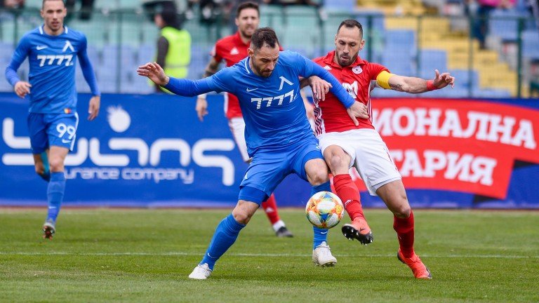 Левски – ЦСКА на 25 април