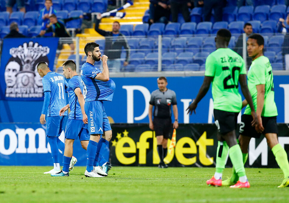 Левски с впечатляващ обрат над Черно море, мечтае за 7-ото място