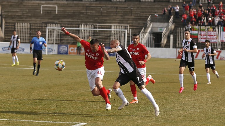 11-те на Локомотив Пловдив и ЦСКА 1948