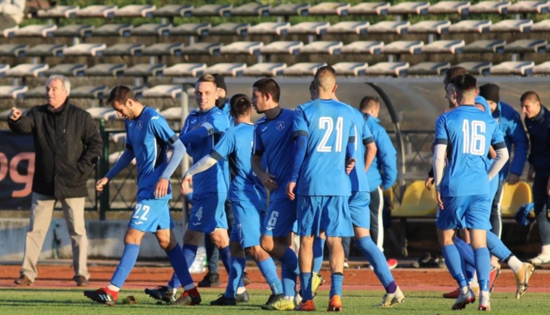 Целещият се високо Левски (Лом) с още по-амбициозни планове width=