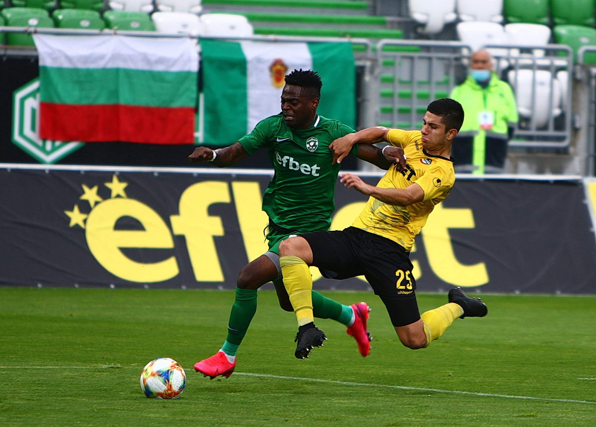 Лудогорец посреща Ботев в последния мач за 2020 година width=