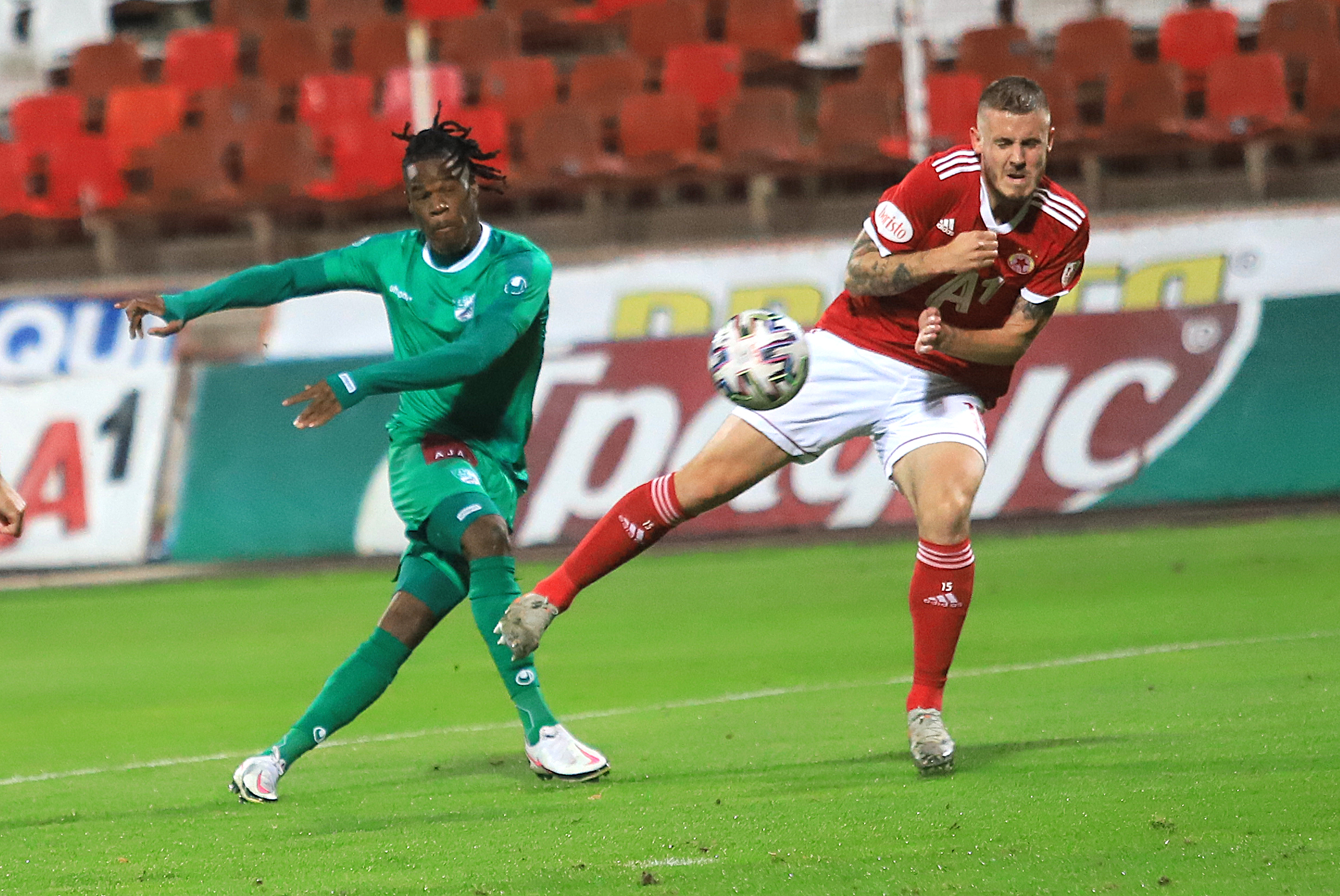 ЦСКА готви офанзива за конгоанската перла на Берое width=