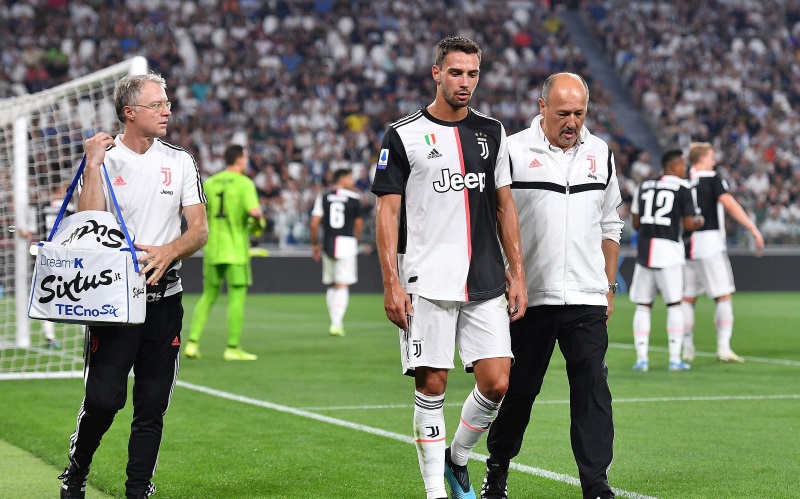 Андреа Пирло изпрати ненужен бранител в Олимпик Лион