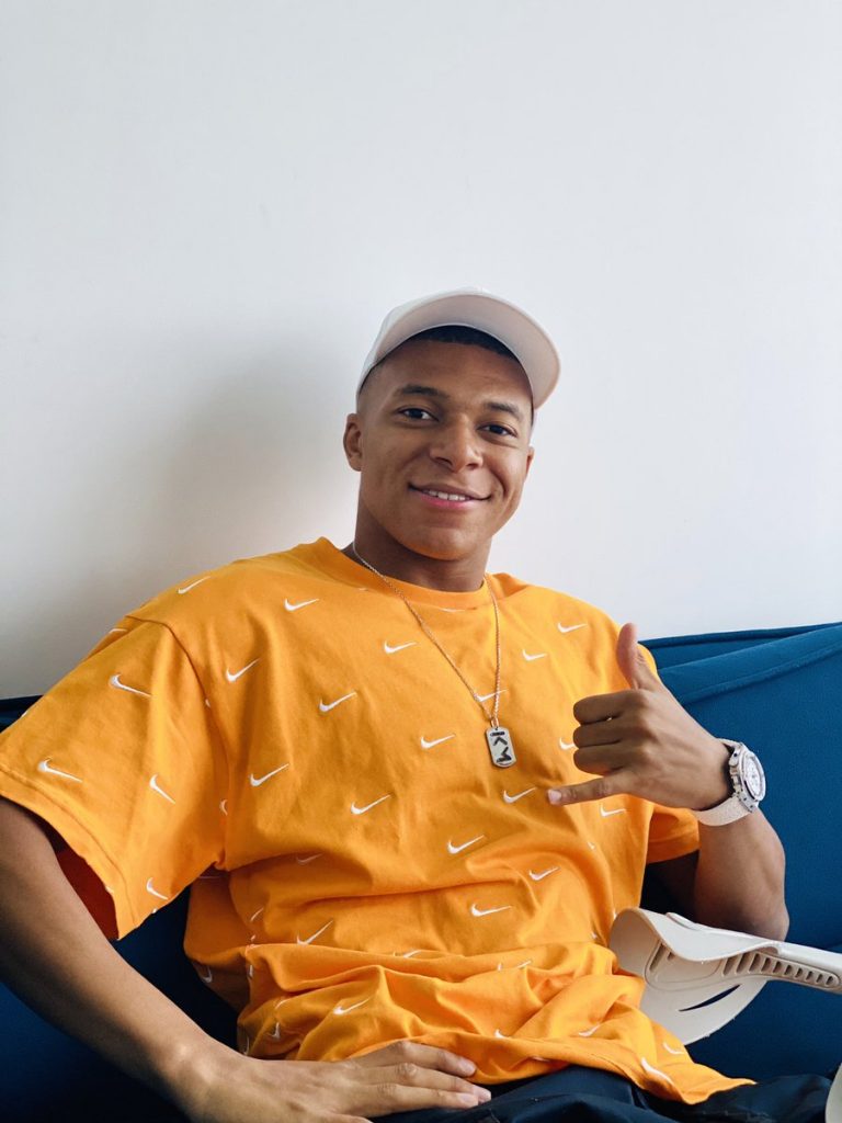 В ПСЖ си отдъхнаха – Мбапе се размина с хирургическа намеса