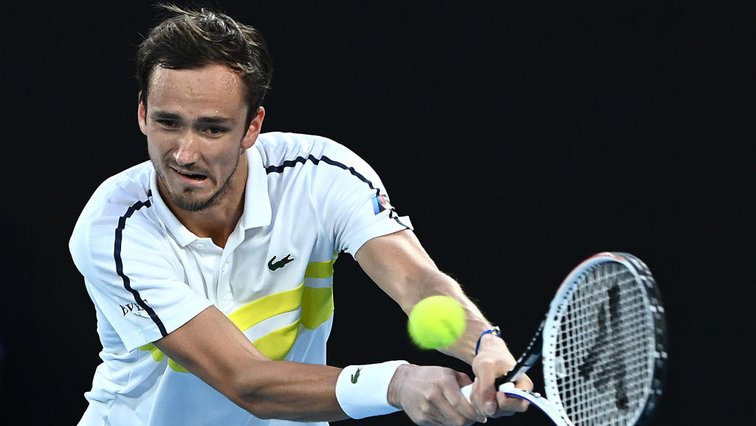 Руската машина Медведев с десета титла в кариерата си width=