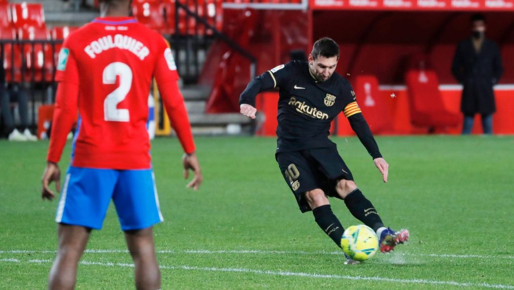 Лео Меси с нови рекорди, изпревари и  Роналдо