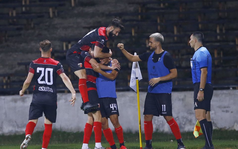 Капитанът на Искра: Ще изглеждаме по-добре срещу Локомотив