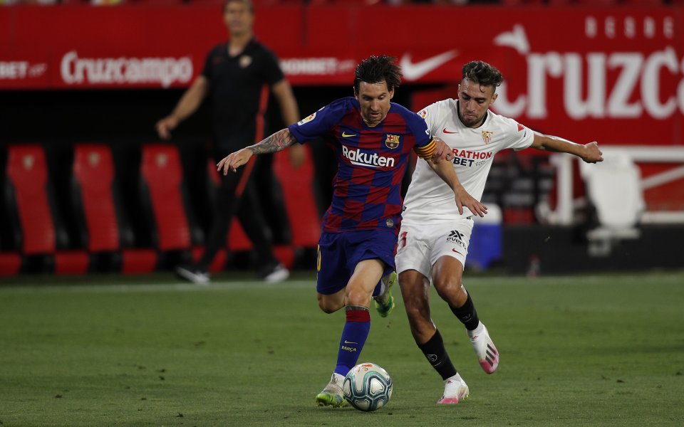 Барселона с равенство в Севиля в мач без попадения