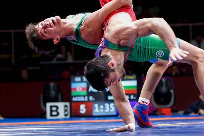 Родните асове подновяват сезона на тепиха в Ловеч width=