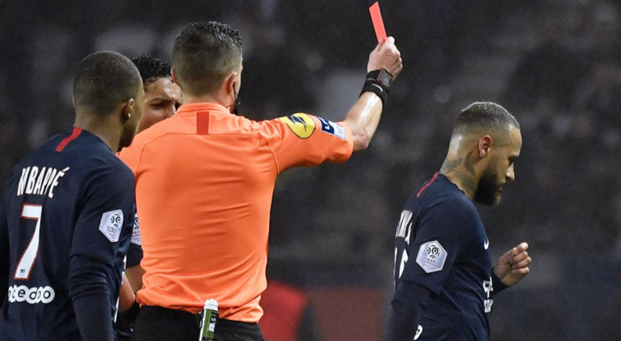 Неймар с червен картон за първи път от 3 години насам