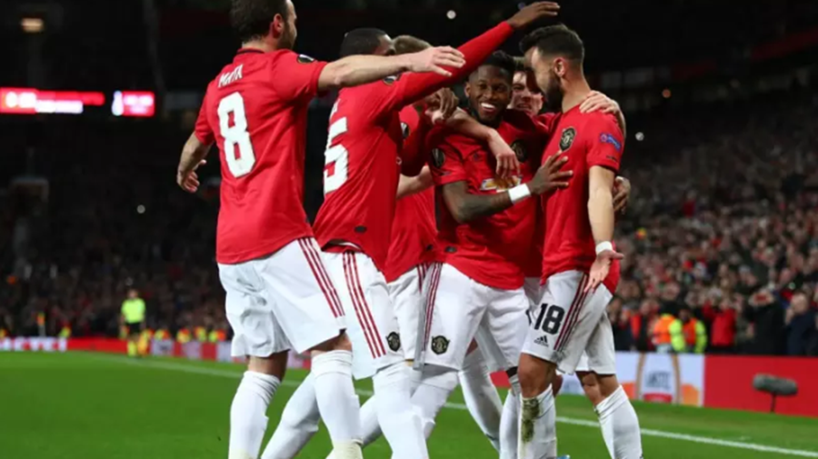 Оле Гунар Солскяер за гола на Фред