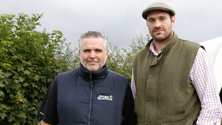 Треньорът на Тайсън Фюри: “Пулев е много потаен, хитър е!”