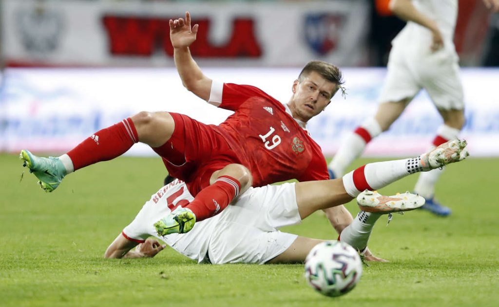 Реми между Полша и Русия, екс-нападател на Лудогорец с гол