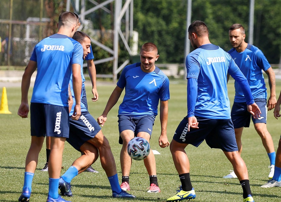 Георги Тодоров определи групата за мача с Партизан