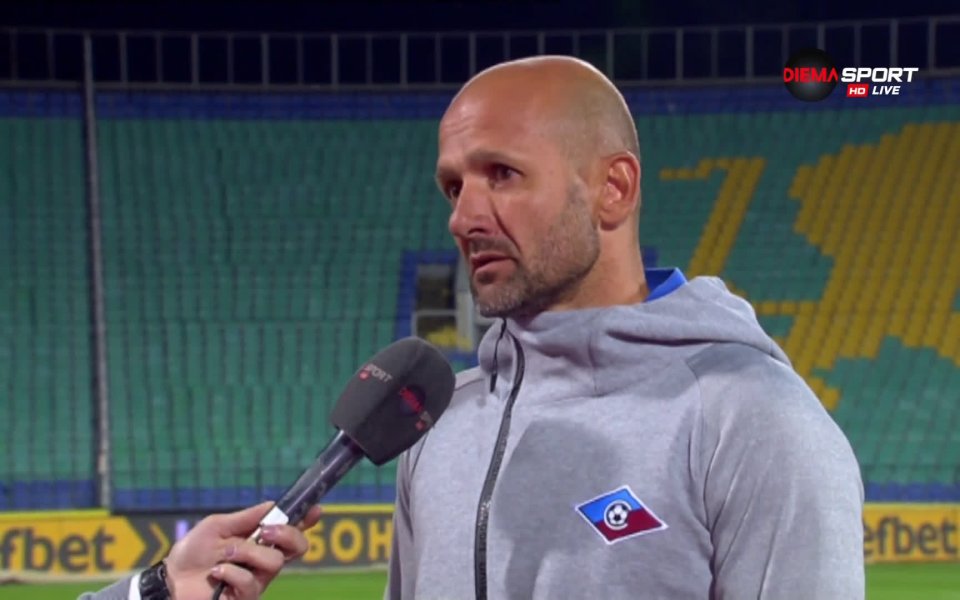 Септември не пожела да задържи Радуканов