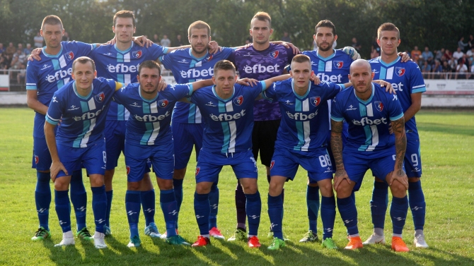 Струмска слава (Радомир) попиля съдията на двубоя им срещу Дунав width=