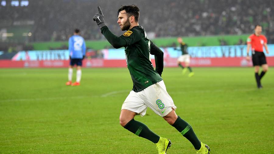 Волфсбург спря устрема на Байер Леверкузен с разгром на „БайАрена“ width=