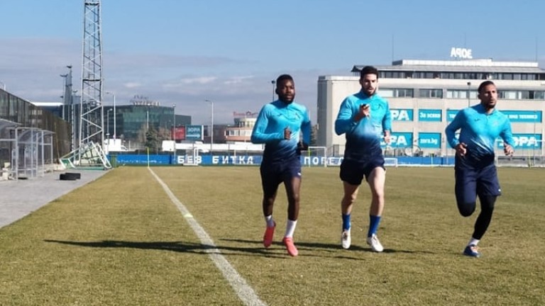 Мароканецът в Левски продължава да сваля килограми… бавно width=