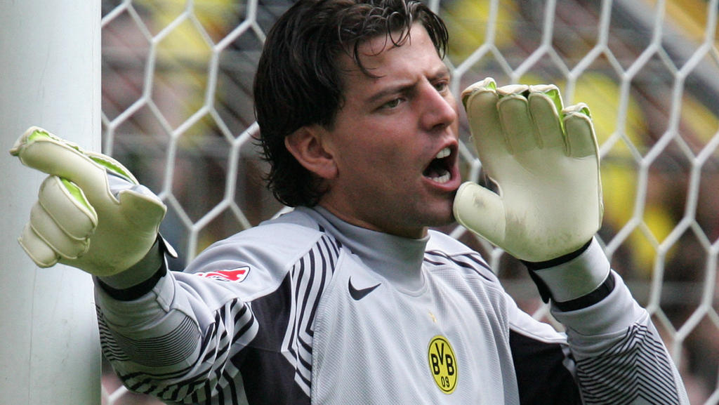 Вратар на Дортмунд разказа странни неща за съблекалнята на Реал