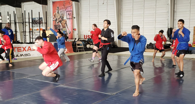 Амбциозни американски самбисти искат да популяризират руския спорт в Щатите width=