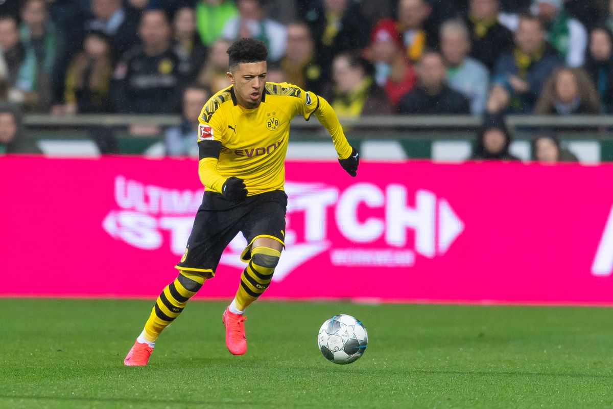 Барселона се включва в надпреварата за Джейдън Санчо width=