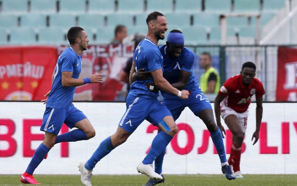 Още един важен играч на Левски аут за мача със Славия width=