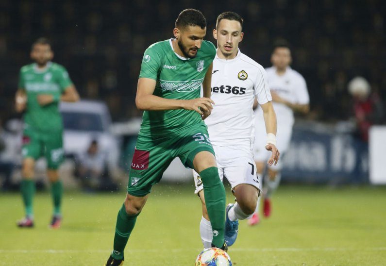 Берое се цели във второто място без петима