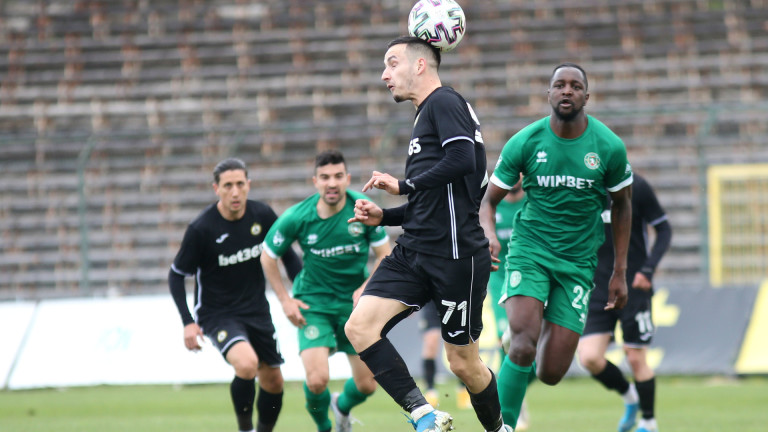 Стартовите състави на Ботев Враца и Славия – 18 май