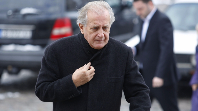 Бивш бос на Левски закупи абонаментни карти за 100 000 лв.