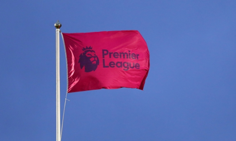 Спряха футбола и в Англия