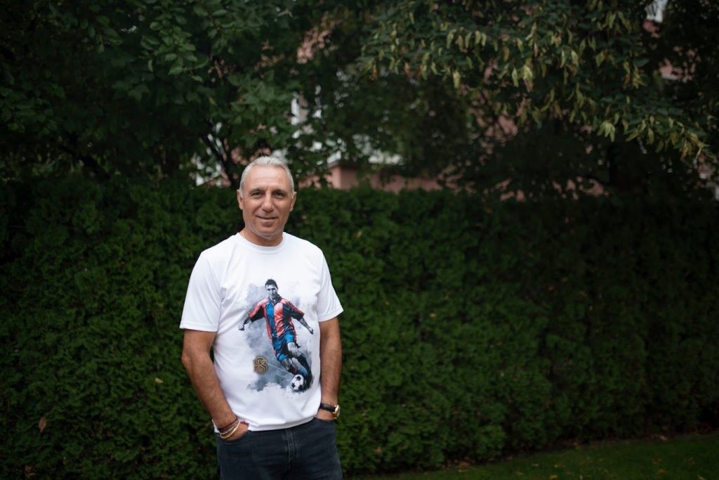 Ицо Стоичков ликува – “разбирачите” в Барса са аут!