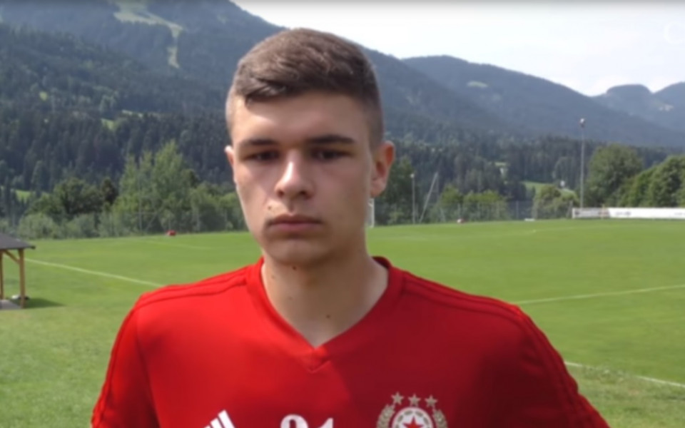 Стоилов крещи по млад нападател в Панчарево