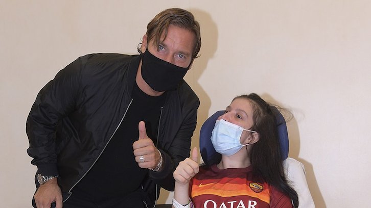 Послание на Тоти събуди 20-годишна след деветмесечна кома