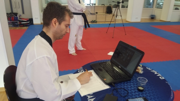 Онлайн състезание у нас? Да, наистина се случи!