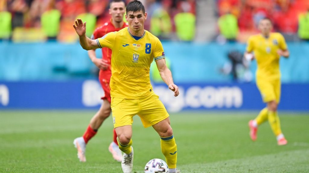 Украйна срещу Австрия – стартовите състави