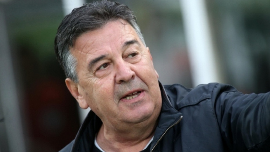 И Атанас Узунов се включи в атаката срещу Бруно