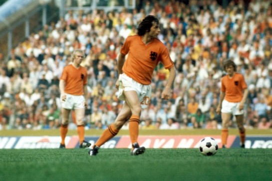 Отиде си един от феноменалния тим на Холандия на Кройф