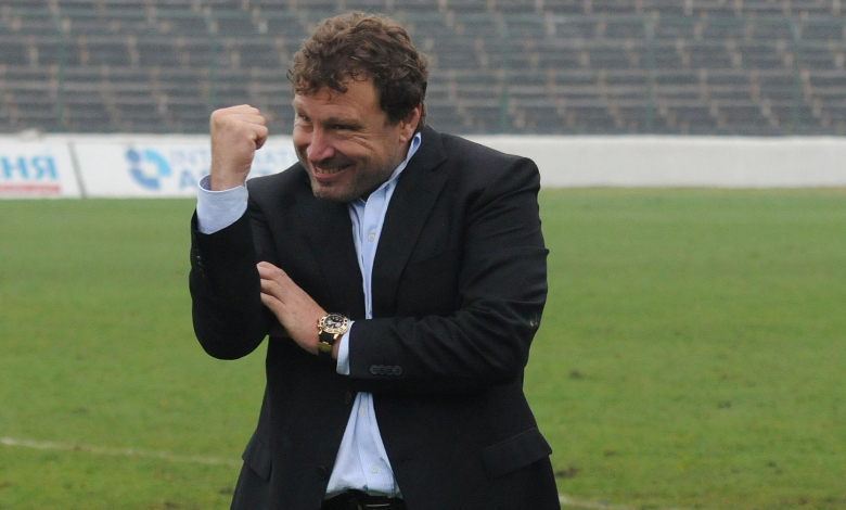 Вили Вуцов сменя Антони Здравков във Враца