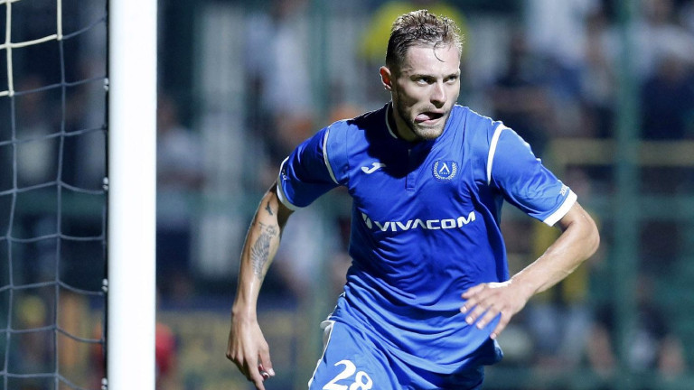 Спряха правата на Яблонски до 2022 година